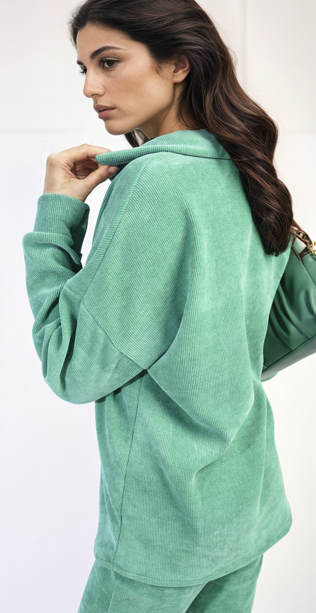 Gestricktes Zweiteiler-Set mit Kragen