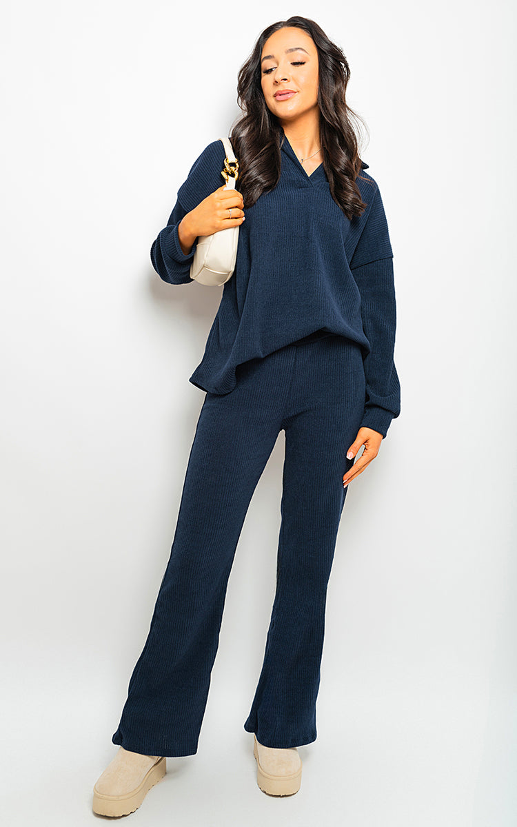 Gestricktes Zweiteiler-Set mit Kragen