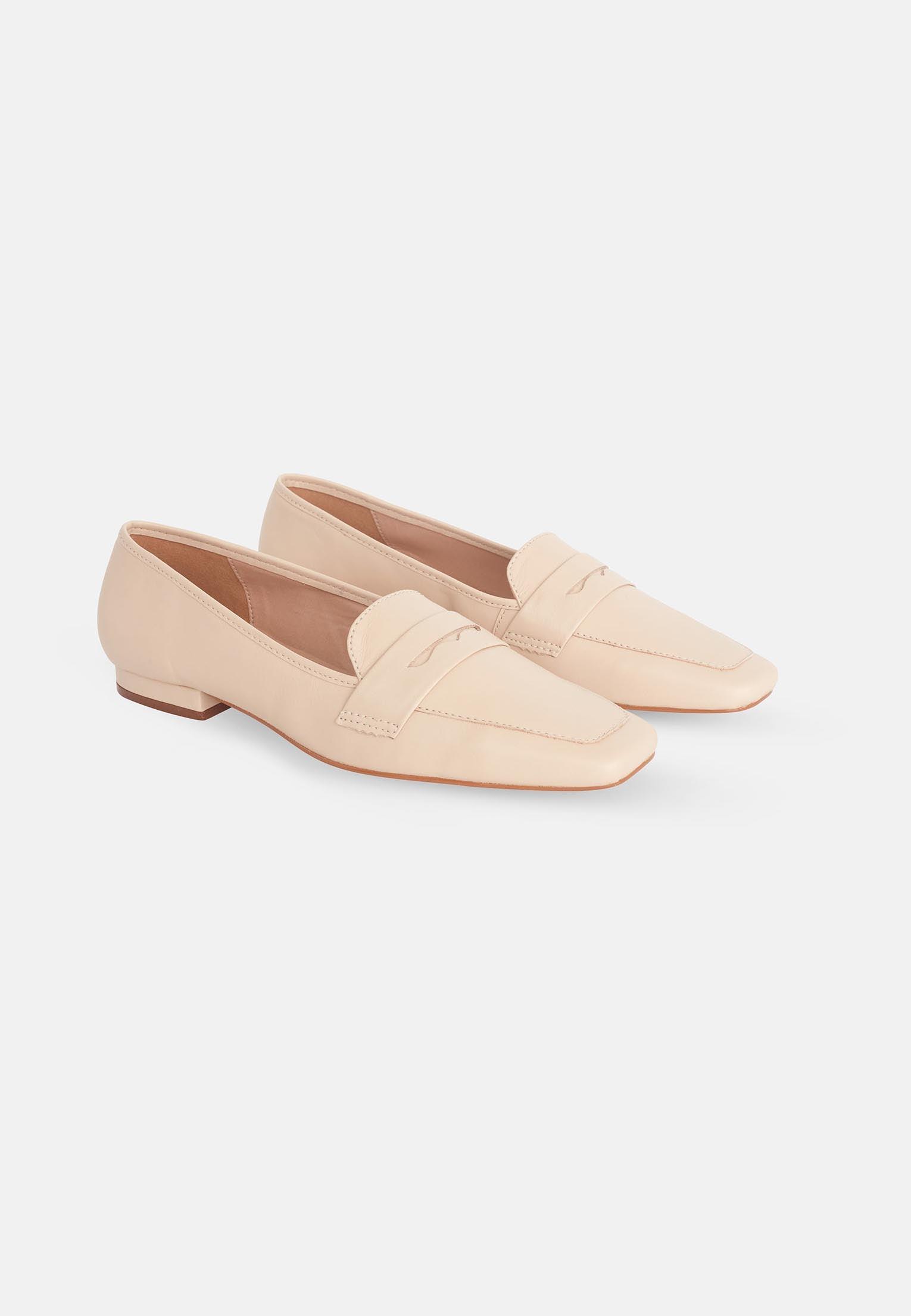 Cipó Leder-Loafer in Beige – Damen Slipper mit quadratischer Spitze